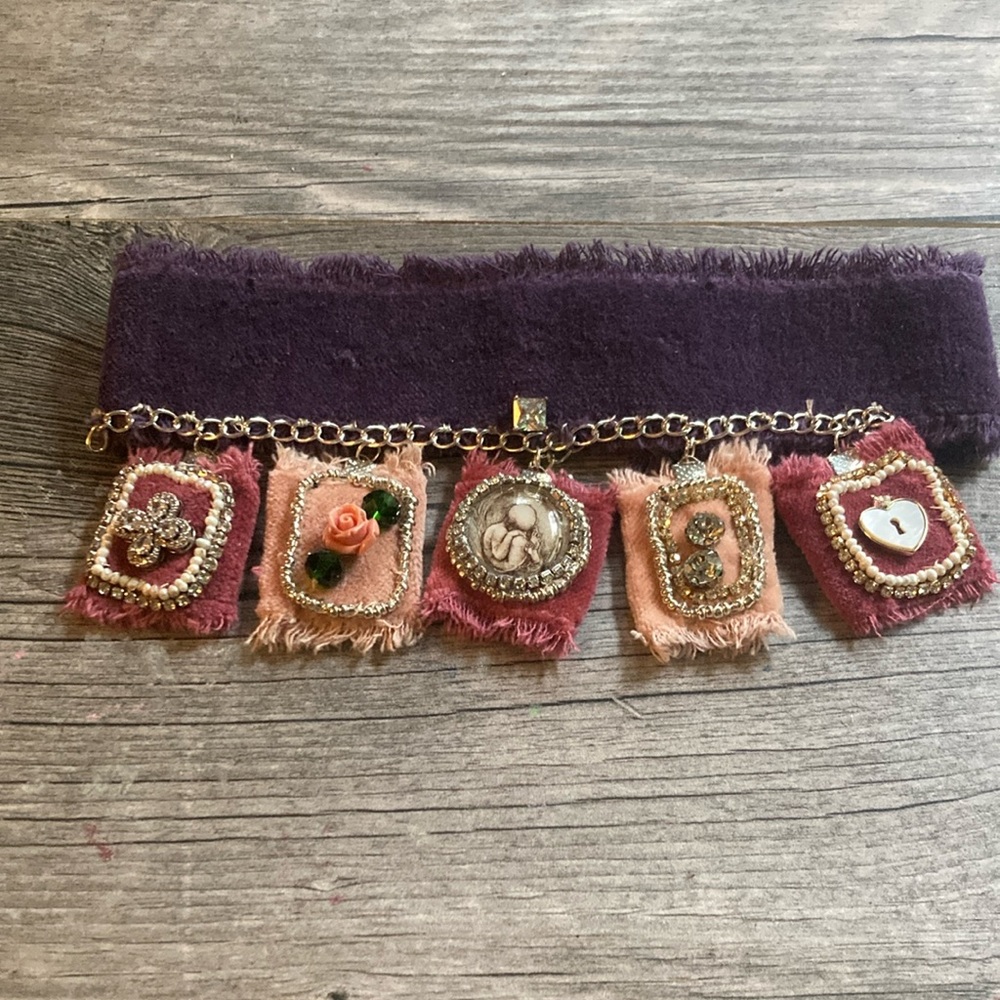 Hand Crafted Purple and Pink Choker Necklace - Picture 3 of 5